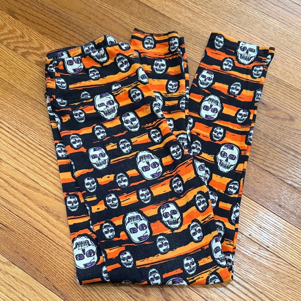 Lula Roe women’s skeleton Halloween leggings – one size